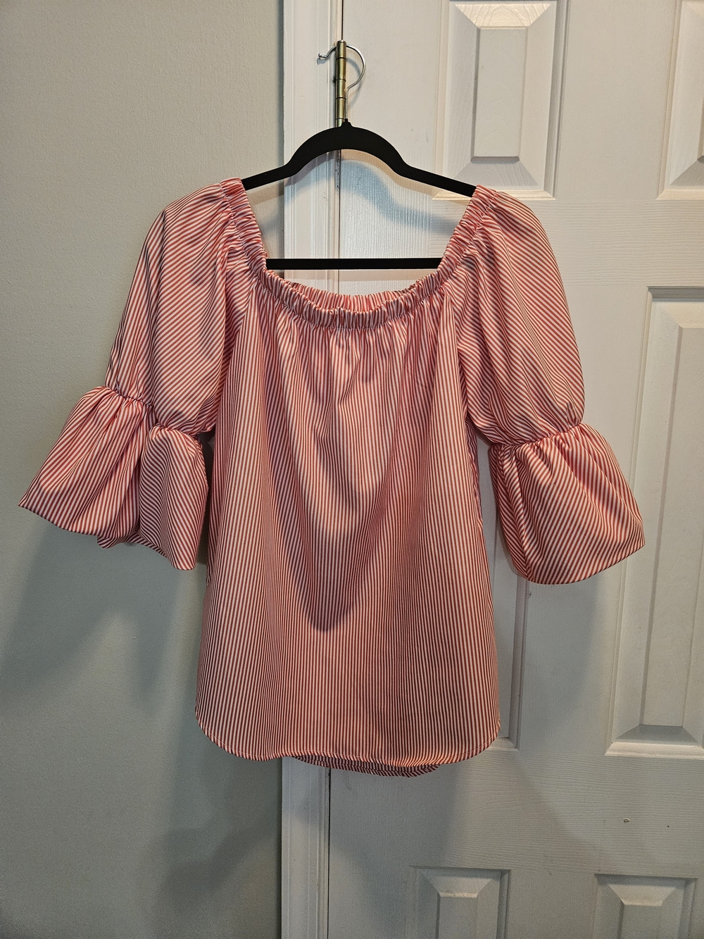 Gibson Latimer Red and White Striped Off-Shoulder Ruffle Sleeve Blouse